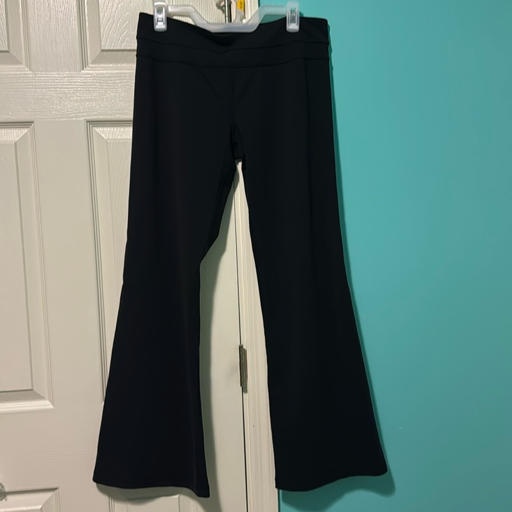 Older style of lululemon groove leggings flare low rise. Size 12